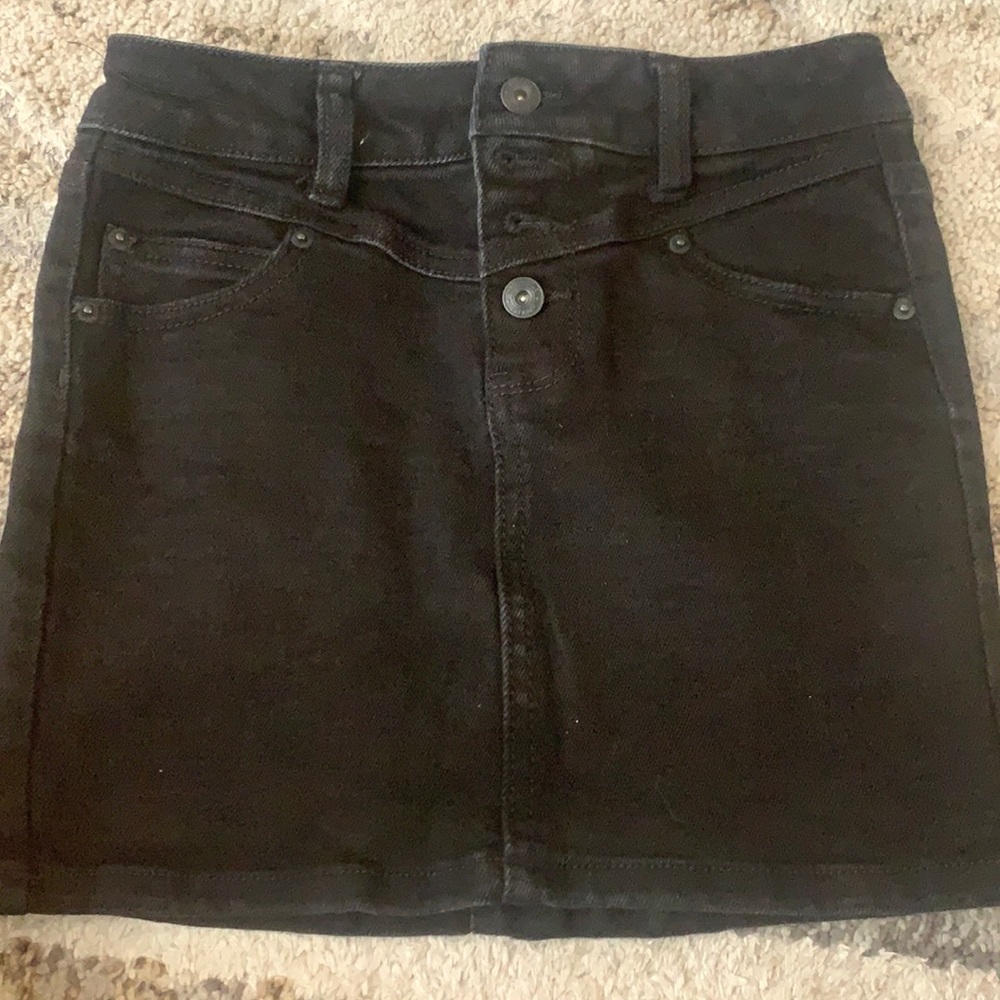 Black skirt